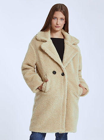 Boucle coat with button in beige