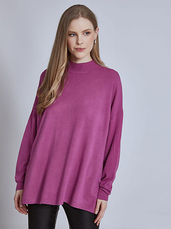 Sweater with side slits in purple