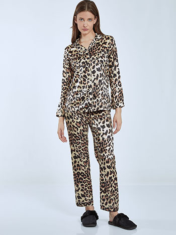 Animal print pyjama set in leopard 2