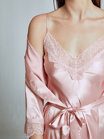 Nightdress with robe set in pink