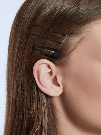 Metallic hair clips set in black