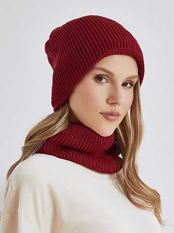 Knitted snood and beanie set in wine red