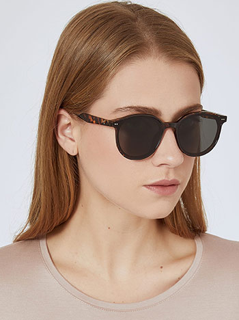 Sunglasses in brown