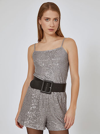 Shorts with sequins in silver