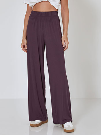 Wide leg trousers in dark purple