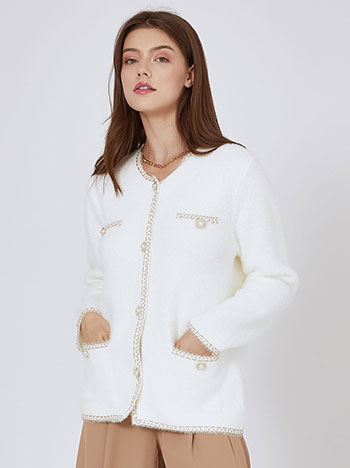 Cardigan fluffy with pearls in white