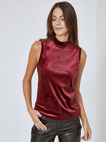 Velvet sleeveless top in wine red