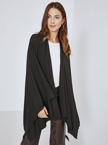 Cape asymmetric in black