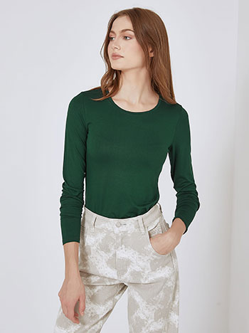 Top with scoop neckline in dark green