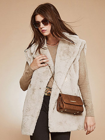 Vest with fur in beige