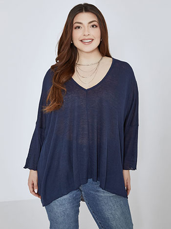 Asymmetric top in dark blue
