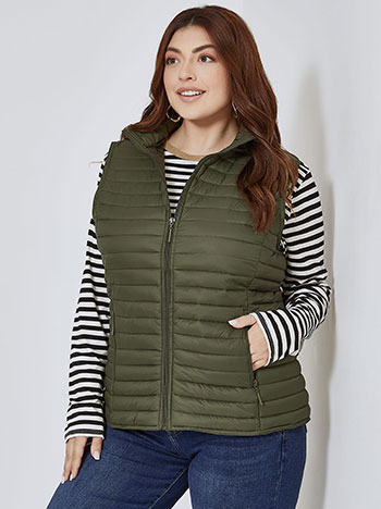 Quilted vest in khaki