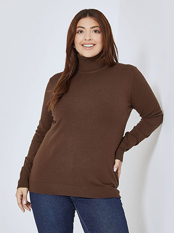 Turtleneck monochrome in brown