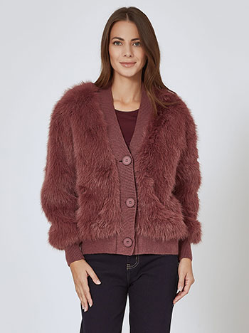 Fur with buttons in dusty pink