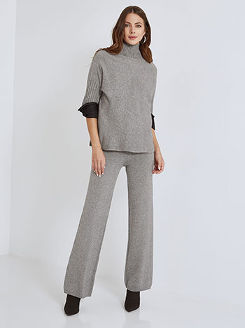 Turtleneck and wide leg trousers set knitted in grey