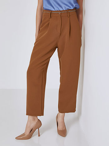 Trousers monochrome with pleats in camel