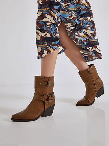 Ankle boots leather effect with buckles in brown