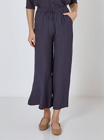 Wide leg trousers with pockets in dark blue