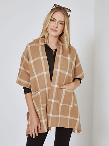 Plaid cape with pockets in white beige