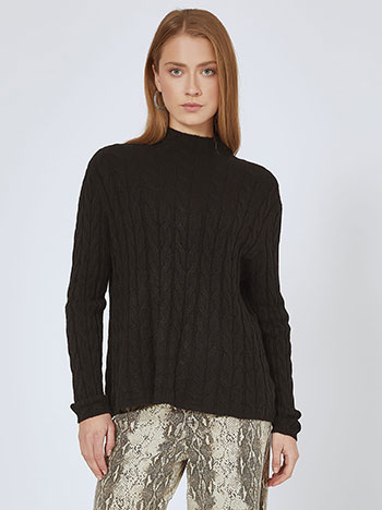 Sweater with textured details in black