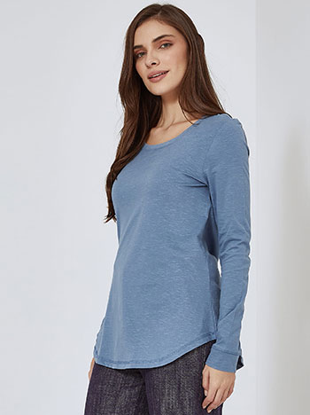 Top with round hemline in rough blue