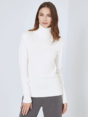 Turtleneck monochrome soft touch in off white