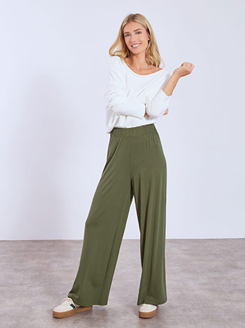 Trousers wide leg monochrome in khaki