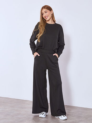 Wide leg trousers with soft touch in black