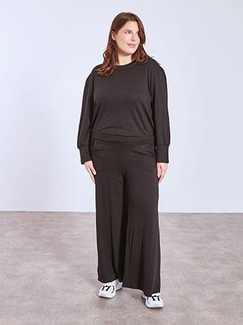 Wide leg trousers with soft touch in black