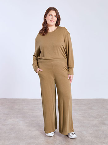 Wide leg trousers with soft touch in camel