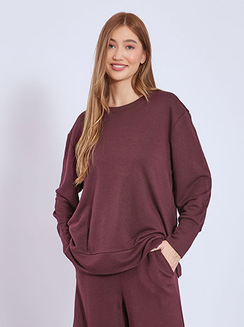 Top asymmetric with soft touch in wine red