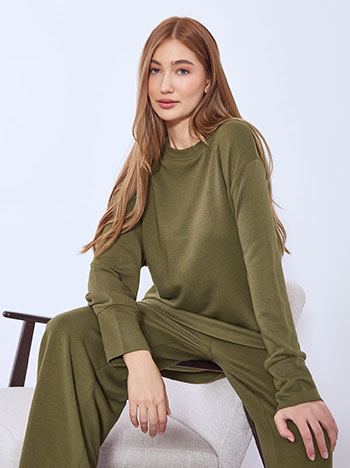 Μπλούζα ασύμμετρη με απαλή υφή σε χακί