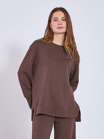 Μπλούζα ασύμμετρη με απαλή υφή σε καφέ σκούρο