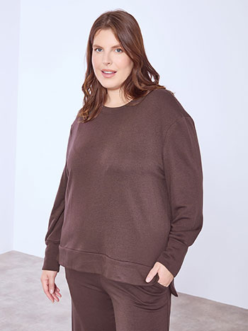 Top asymmetric with soft touch in dark brown