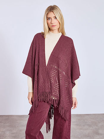 Κάπα πλεκτή με κρόσια σε μπορντό σκούρο