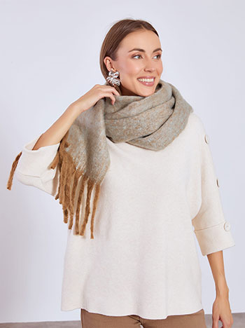 Κασκόλ χνουδωτό με κρόσια σε μπεζ