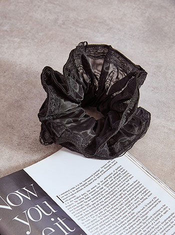 Λαστιχάκι μαλλιών με λεπτομέρειες δαντέλας σε μαύρο