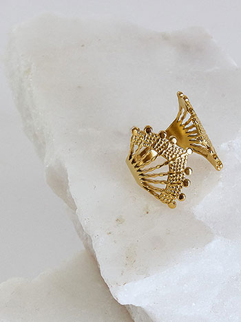 Ring made of stainless steel in gold