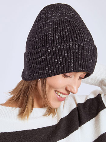 Σκούφος μεταλλιζέ σε μαύρο