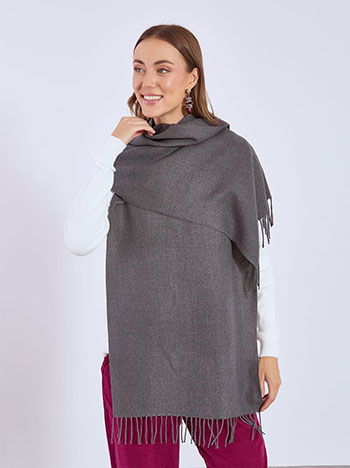 Κασκόλ μονόχρωμο με κρόσια σε γκρι σκούρο