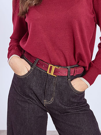 Belt with square buckle in wine red