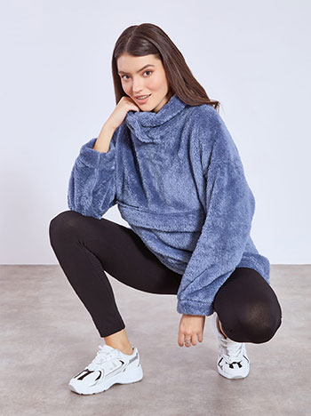 Top teddy with pockets in rough blue