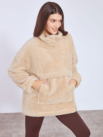 Top teddy with pockets in beige
