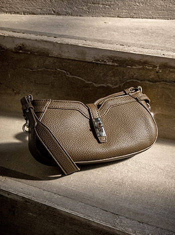 Shoulder bag leather effect with closure in khaki