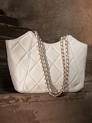 Shoulder bag quilted in off white