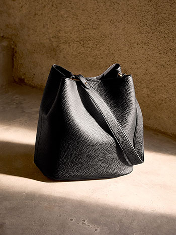 Shoulder bag with double strap in black