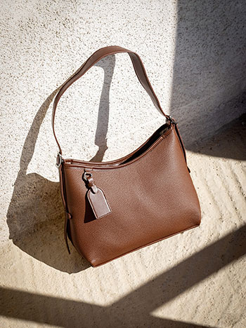 Bag leather effect with detachable wallet in tobacco