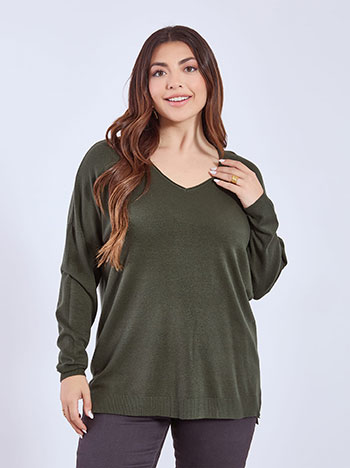 Sweater long with side slits in khaki