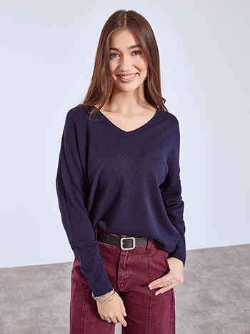 Sweater long with side slits in dark blue
