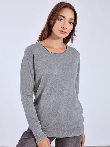 Sweater with scoop neckline in grey